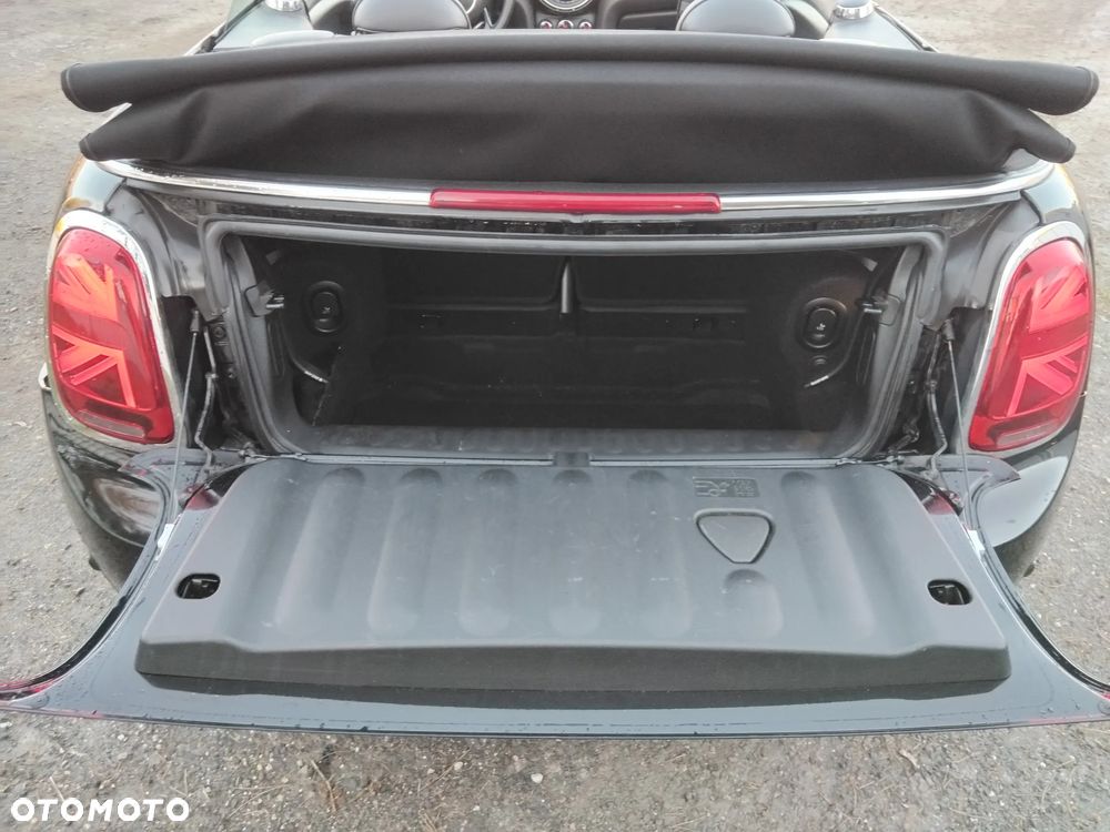 MINI Cooper John Works Trim - 21