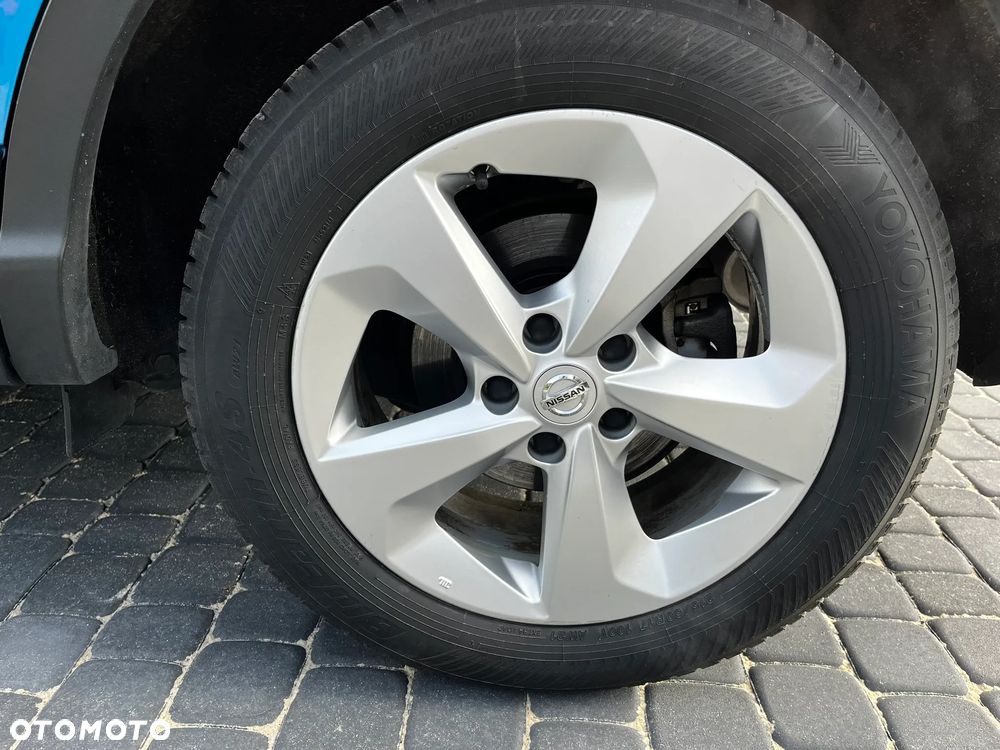 Nissan Qashqai 1.2 DIG-T N-Connecta EU6 - 18