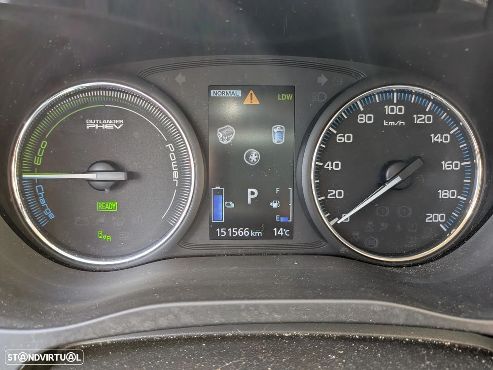 Mitsubishi Outlander 2.0 Intense - 13