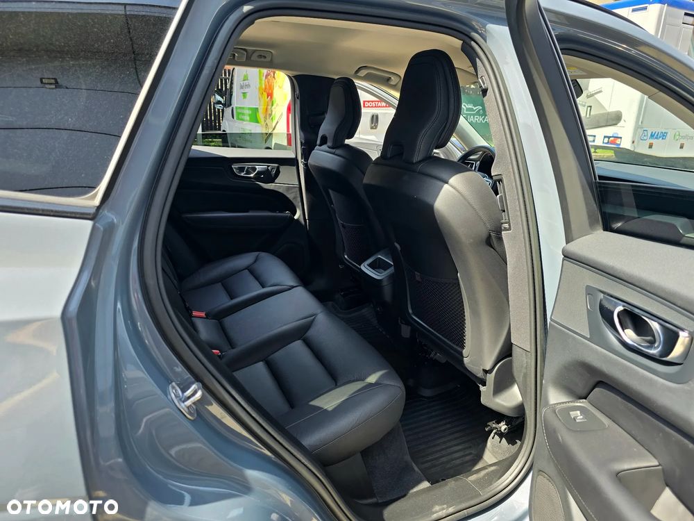 Volvo XC 60 ver-b4-d-plus-dark - 13