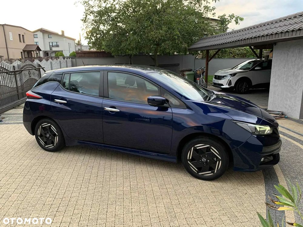Nissan Leaf 40 kWh TEKNA - 4
