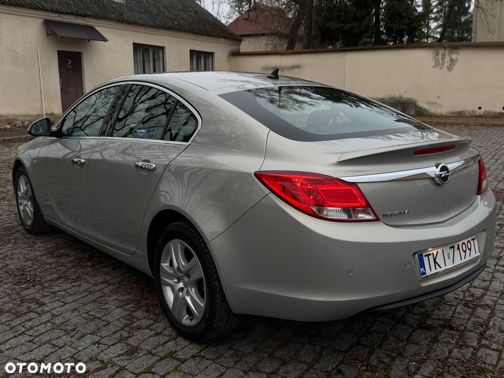 Opel Insignia 1.6 Design Edition - 12