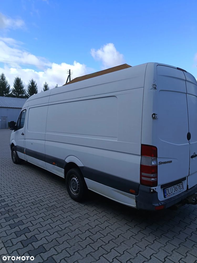 Mercedes-Benz Sptinter - 4