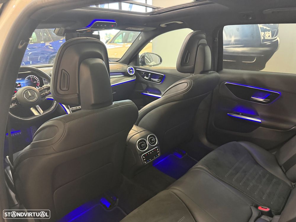 Mercedes-Benz C 300 e T 9G-TRONIC AMG Line - 10