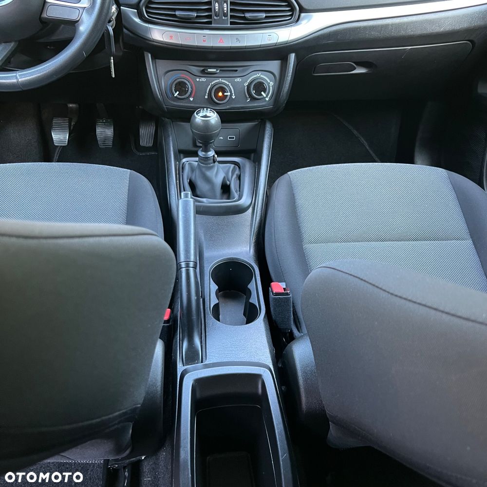 Fiat Tipo 1.4 16V More - 17