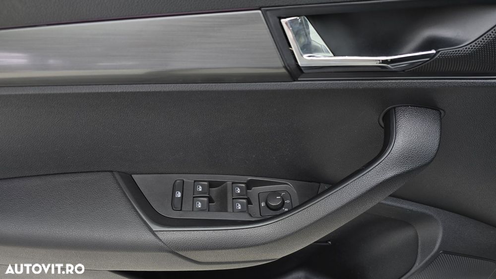 Skoda Karoq 1.6 TDI DSG Style - 11