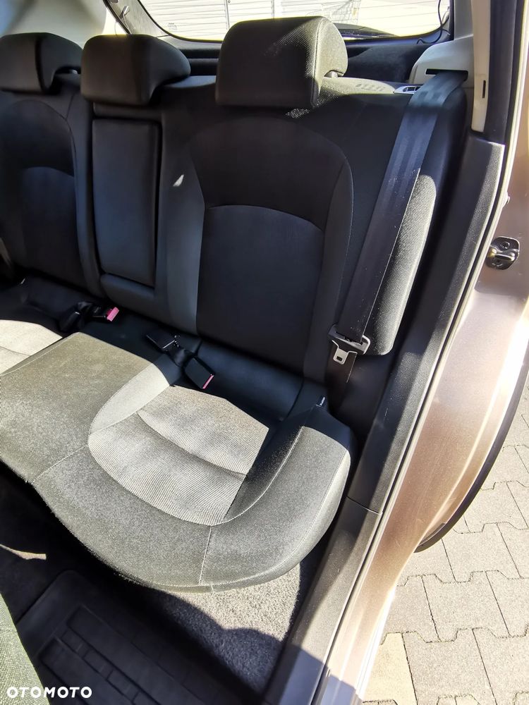 Nissan Qashqai - 23