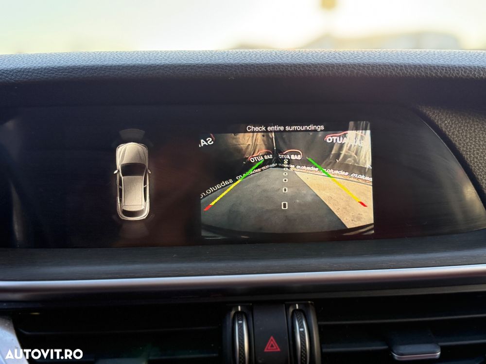 Alfa Romeo Stelvio ver-2-0-turbo-awd-at8-ti - 16