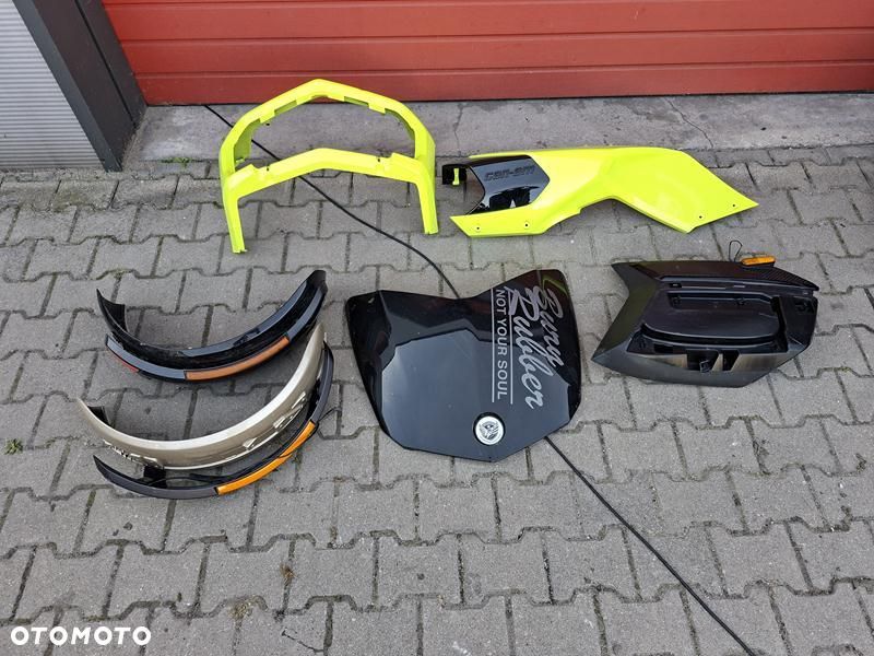 CAN AM SPYDER RT F3 obudowa przód - 2