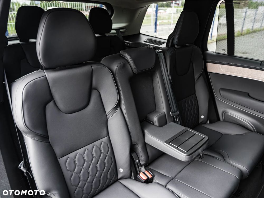 Volvo XC 90 T8 AWD Recharge Plus Dark - 27