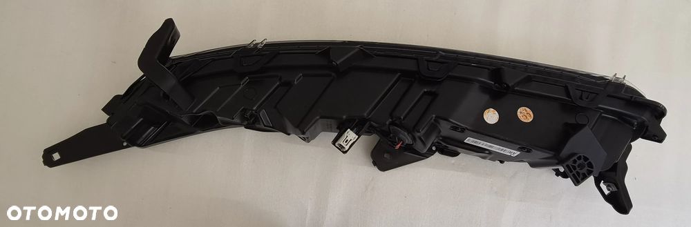 LAMPA PRAWA PRZÓD DRL MITSUBISHI ECLIPSE CROSS LIFT 2020- - 10