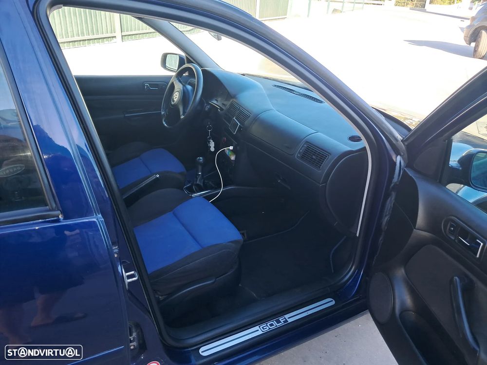 VW Golf 1.9 TDi 25 Anos - 20