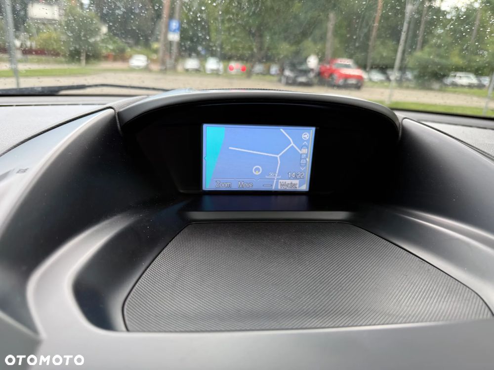 Ford Kuga - 32