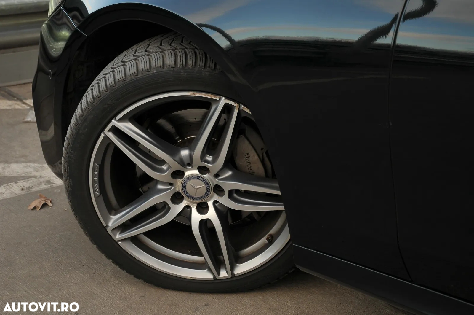 Mercedes-Benz E 220 d 4Matic 9G-TRONIC AMG Line - 9