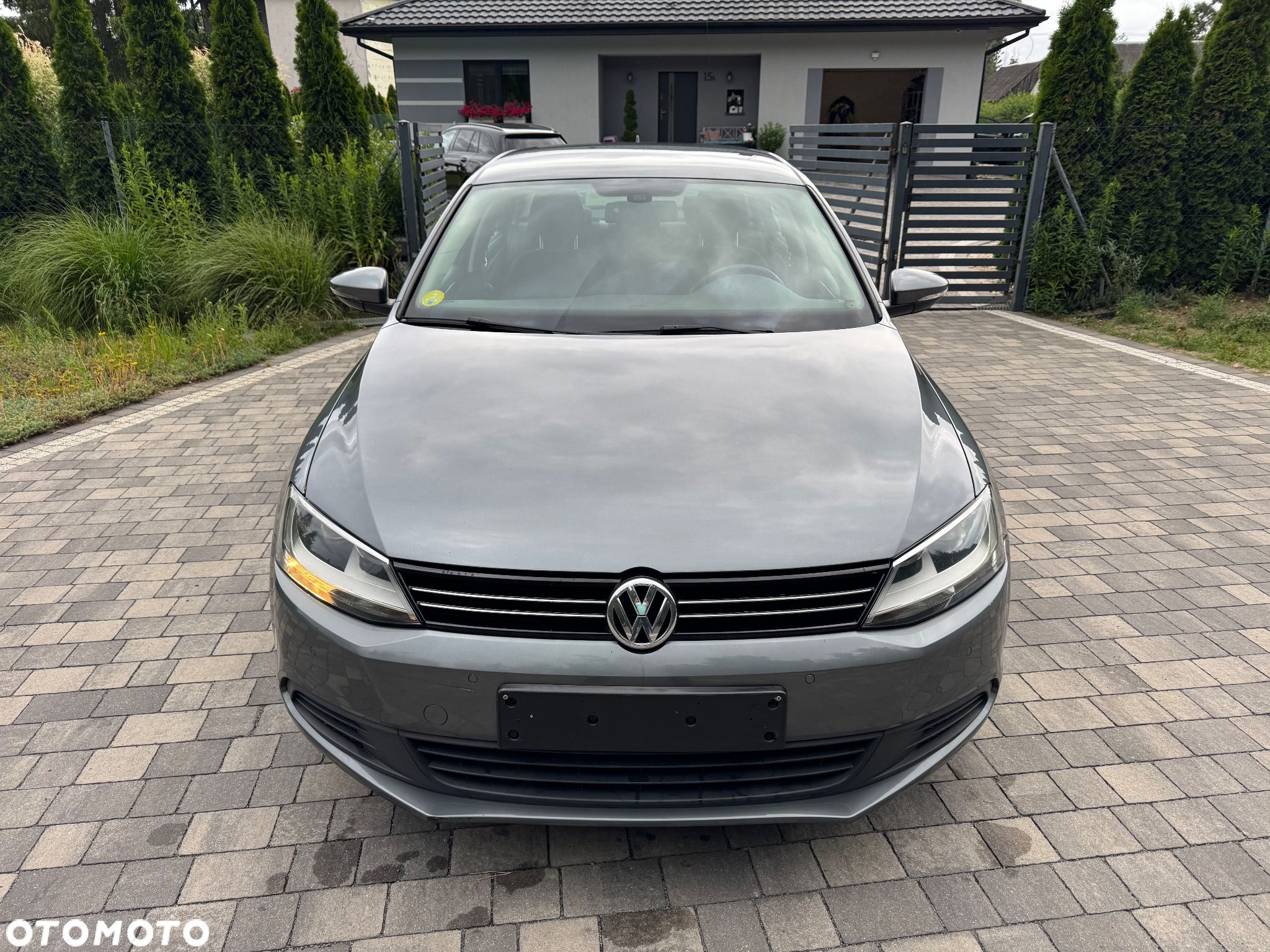 Volkswagen Jetta 1.6 TDI Blue Motion Technology Comfortline - 2