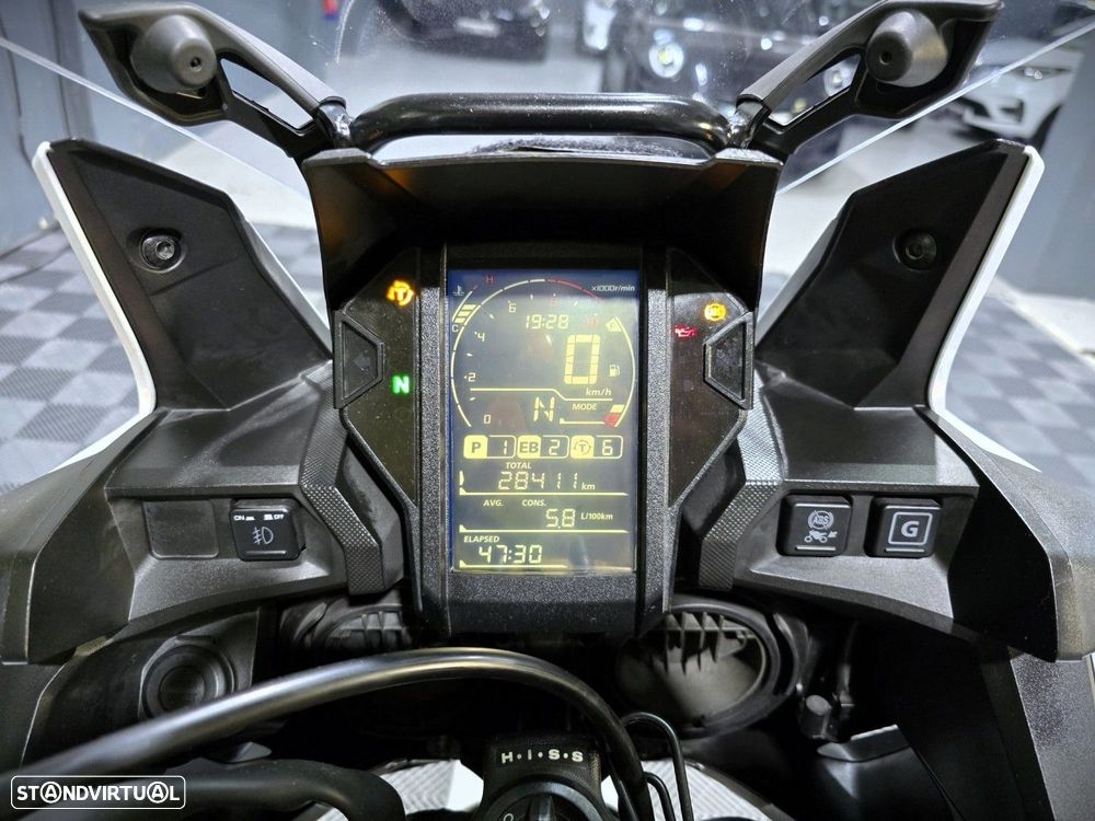 Honda Africa Twin CRF 1000 DCT Adventure Sports 30th Anniversary - 8