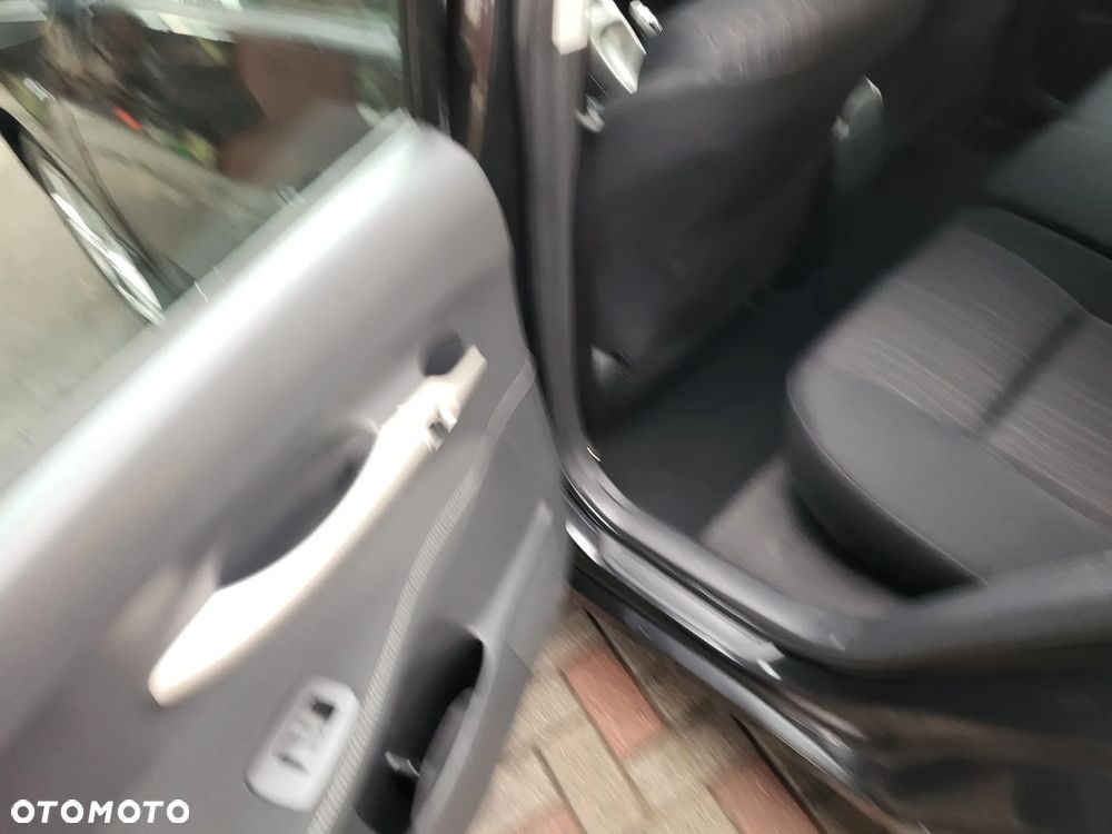 Toyota Auris 1.6 Edition - 25
