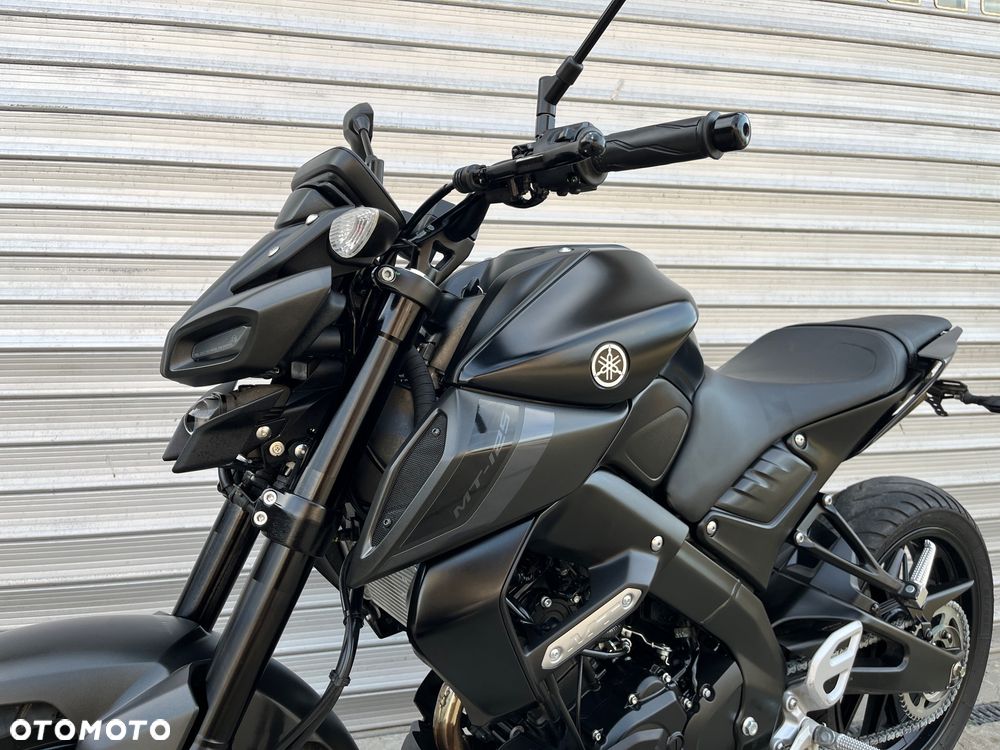 Yamaha MT - 30