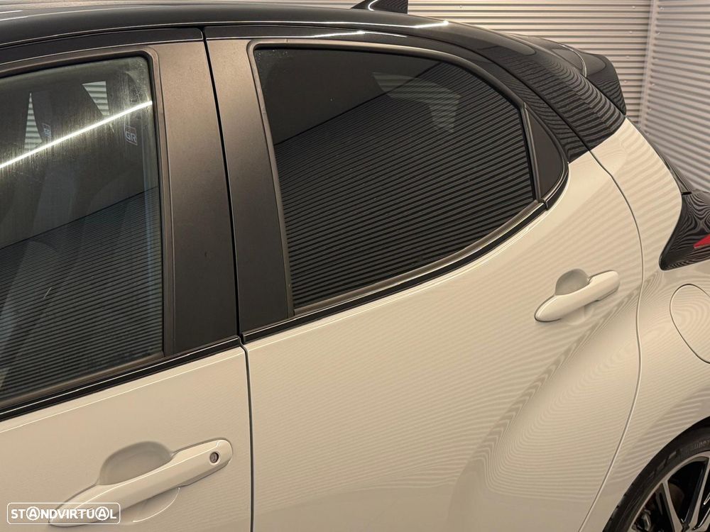 Toyota Yaris 1.5 HDF GR Sport - 6