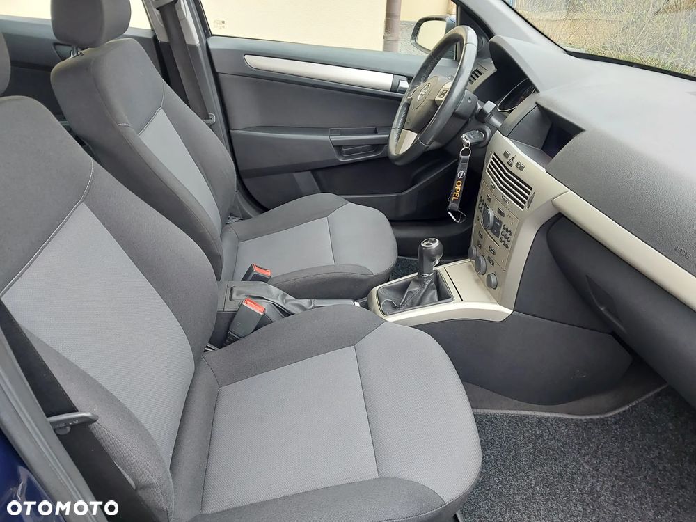 Opel Astra 1.6 Cosmo - 7