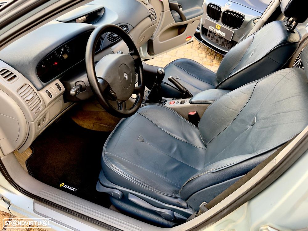 Renault Laguna 1.6 Expression - 16