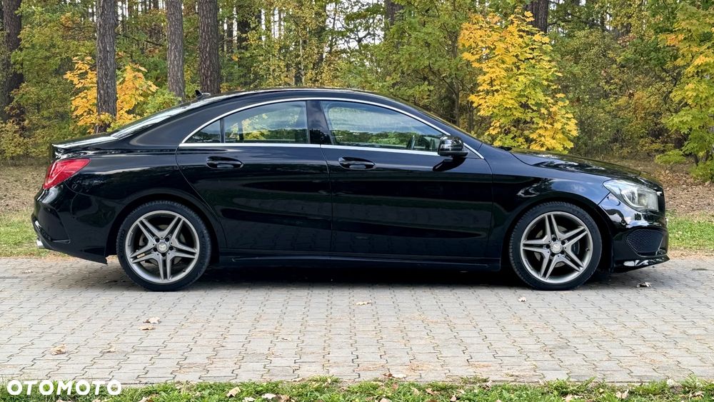 Mercedes-Benz CLA 180 7G-DCT AMG Line - 18