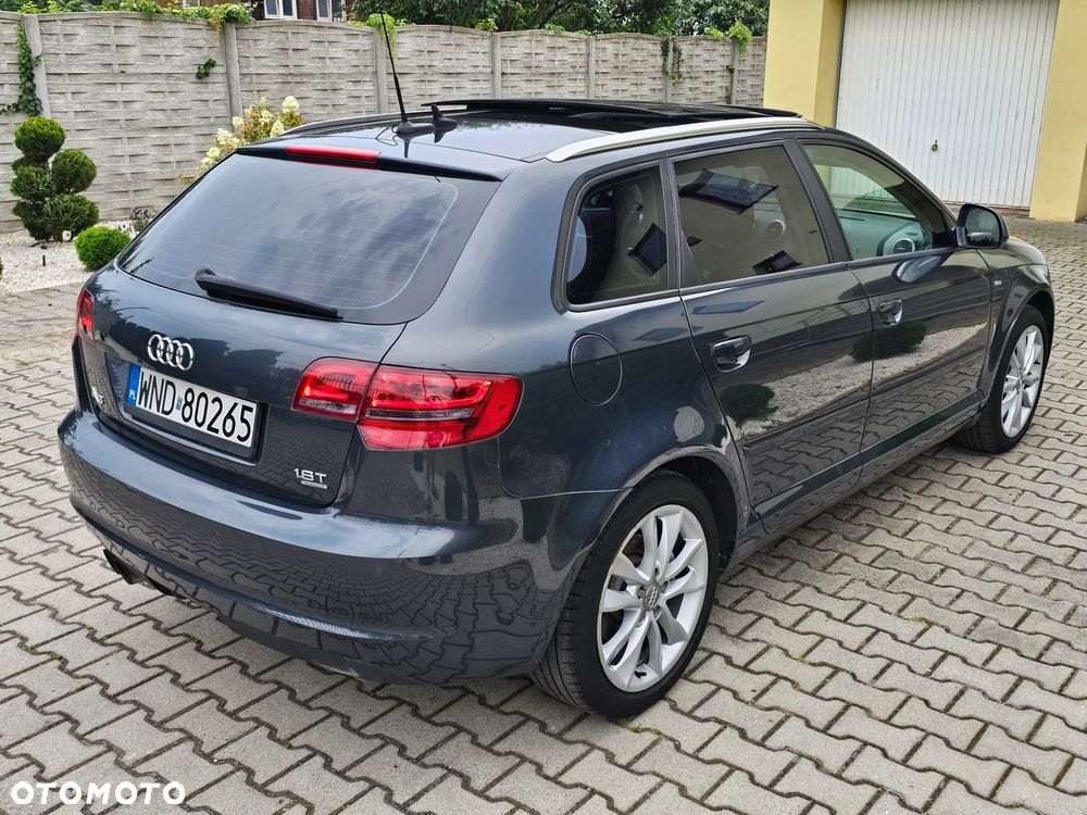 Audi A3 Sportback 1.8 TFSI Quattro Attraction - 3