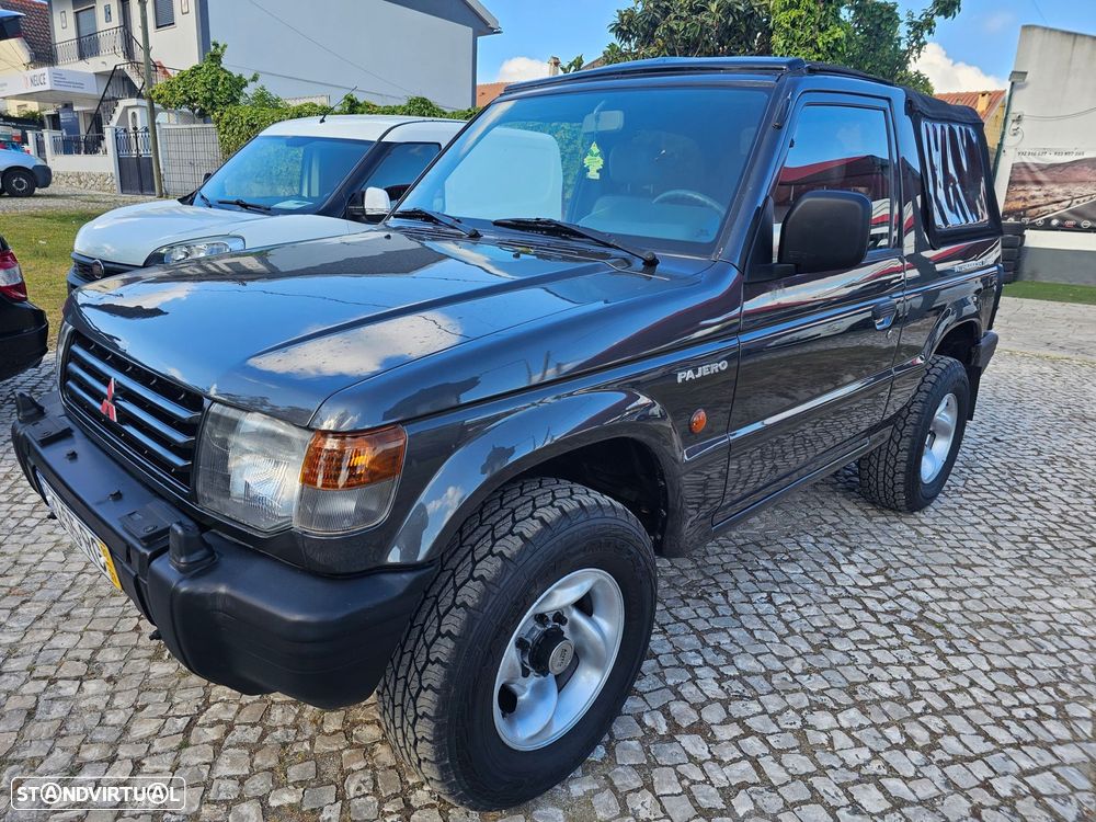 Mitsubishi Pajero 2.5 TDi GLX - 1