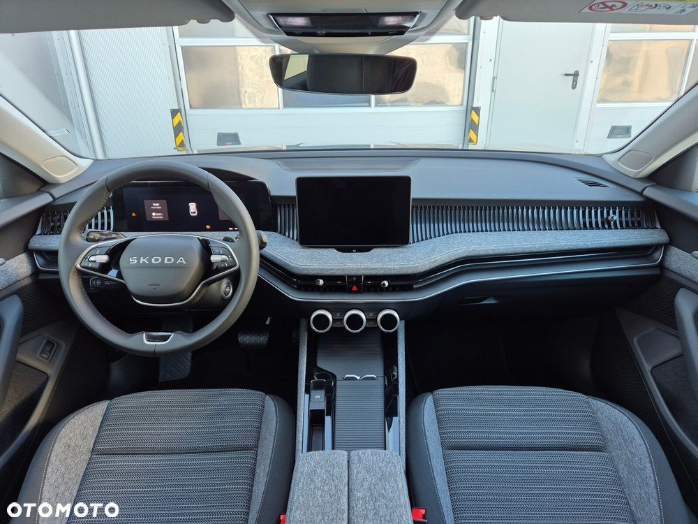 Skoda Superb 2.0 TDI SCR Selection DSG - 20