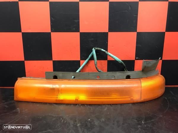 Farolim De Pisca Frente Direito Mitsubishi Canter Camião De Plataforma - 1