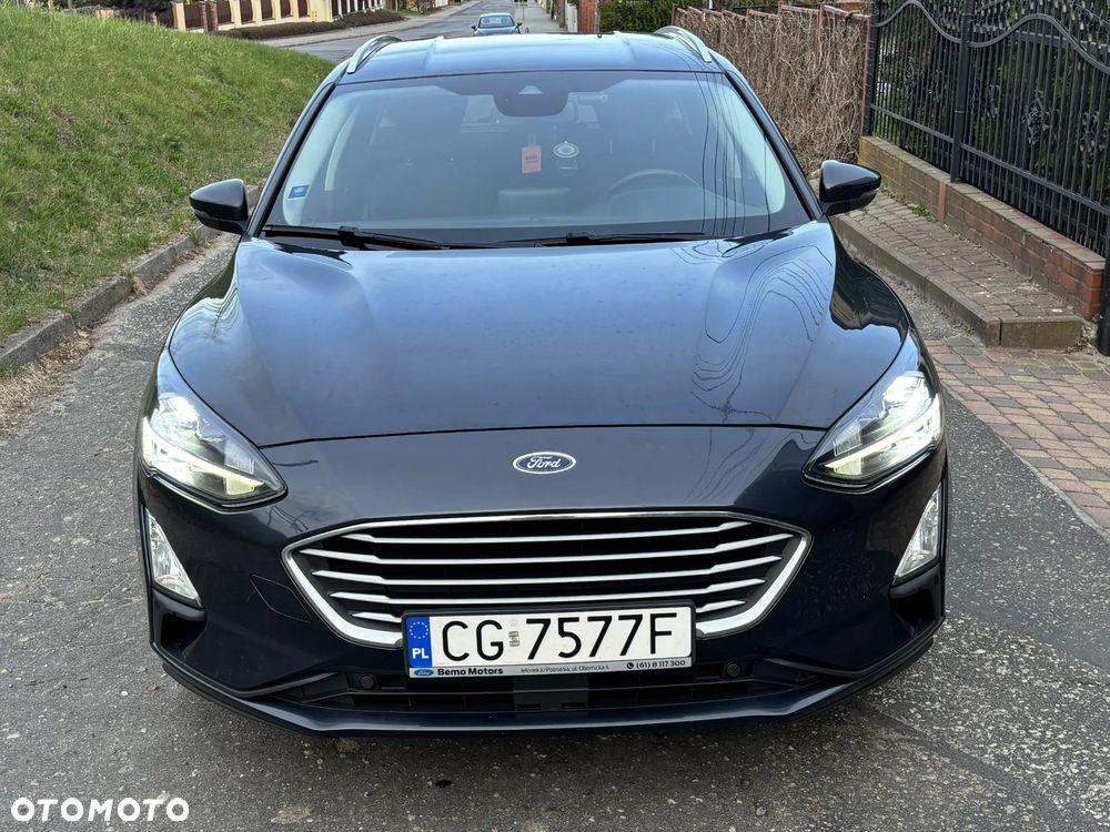Ford Focus 1.5 EcoBlue STart-Stopp-System TITANIUM X - 2