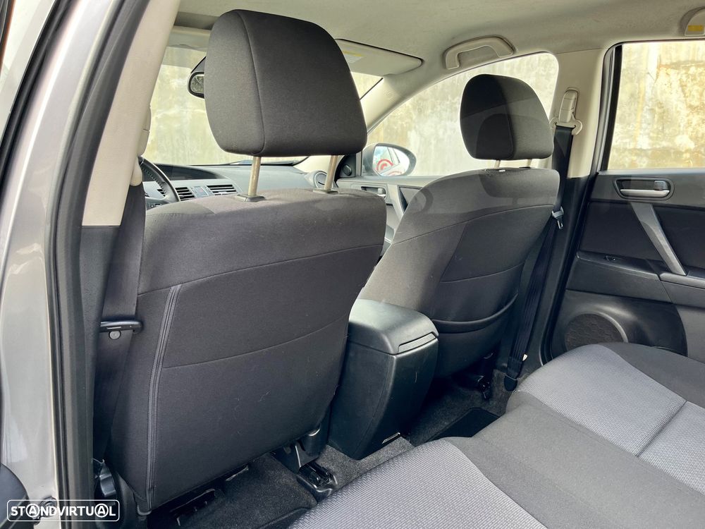 Mazda 3 Hatchback MZ-CD 2.2 Sport - 29