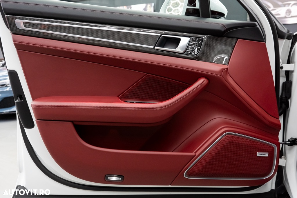 Porsche Panamera 4S Diesel - 38