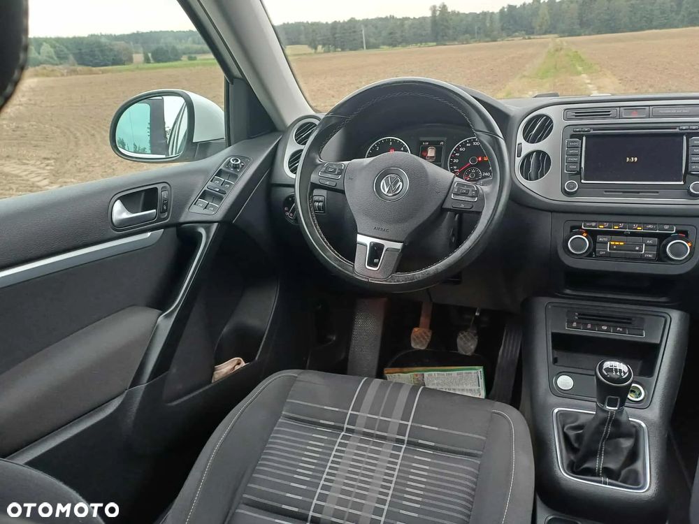 Volkswagen Tiguan - 13