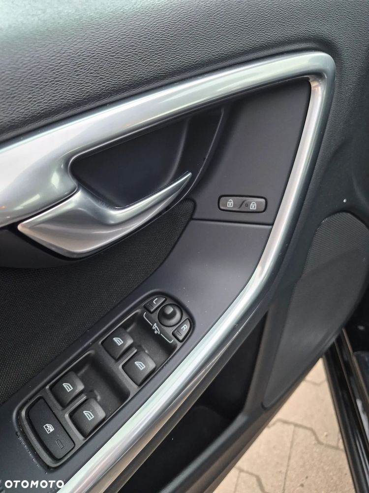 Volvo S60 - 19