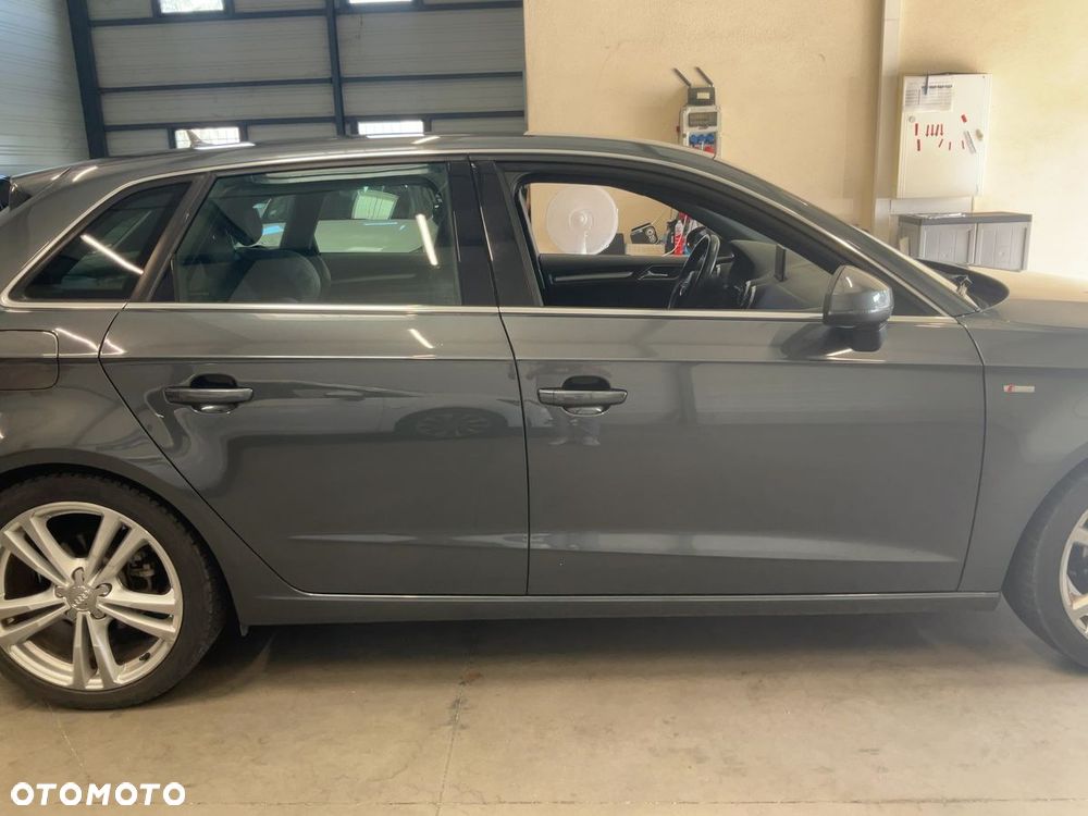 Audi A3 Sportback - 5