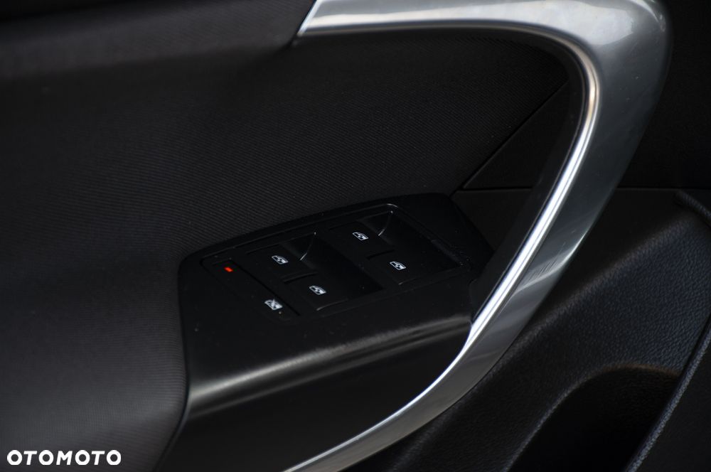 Opel Insignia 2.0 CDTI automatik Sport - 36