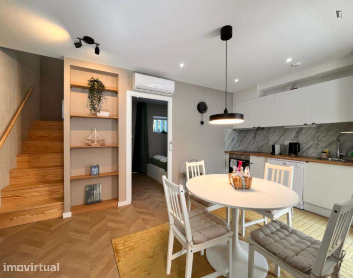 Casa com 2 quartos - localizado em Paranhos Porto - Grande imagem: 3/25