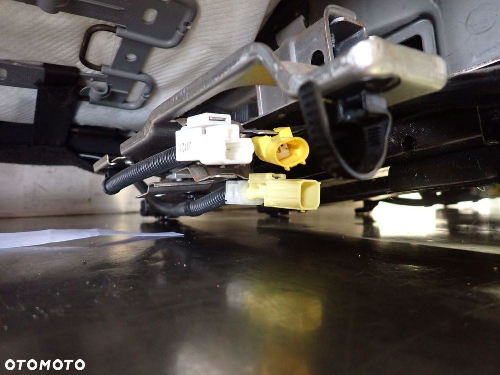 FOTELE KOMPLET HYUNDAI I10 II - 17