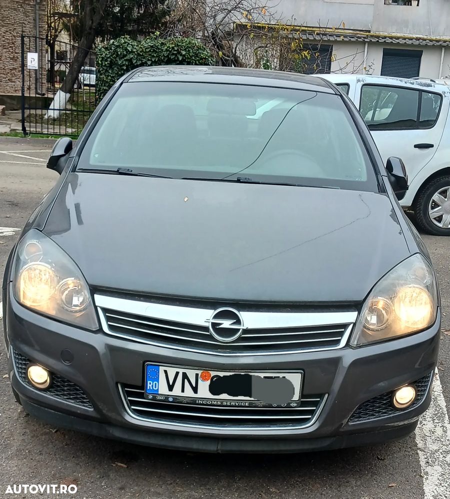 Opel Astra - 2