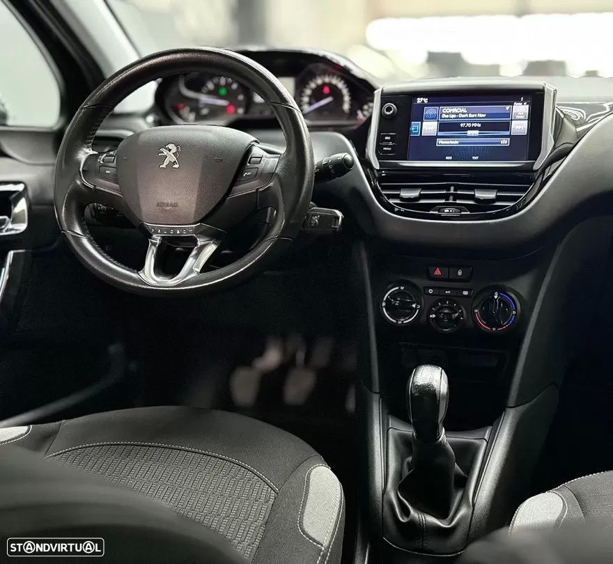 Peugeot 208 1.6 BlueHDi Style - 20