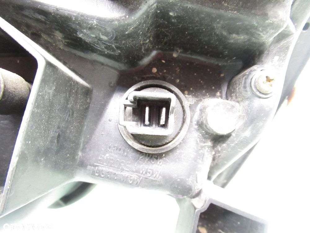 LAMPA PRAWA PRZEDNIA SUZUKI LIANA - 2