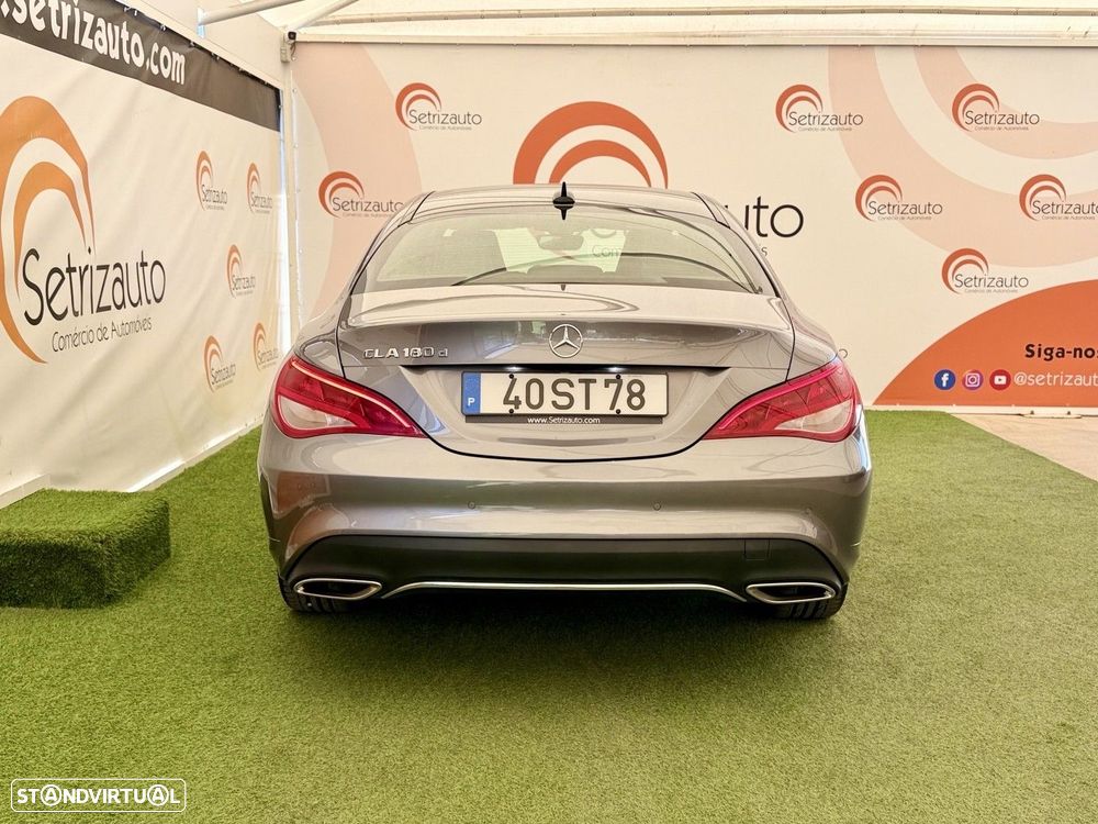Mercedes-Benz CLA 180 d Urban - 16