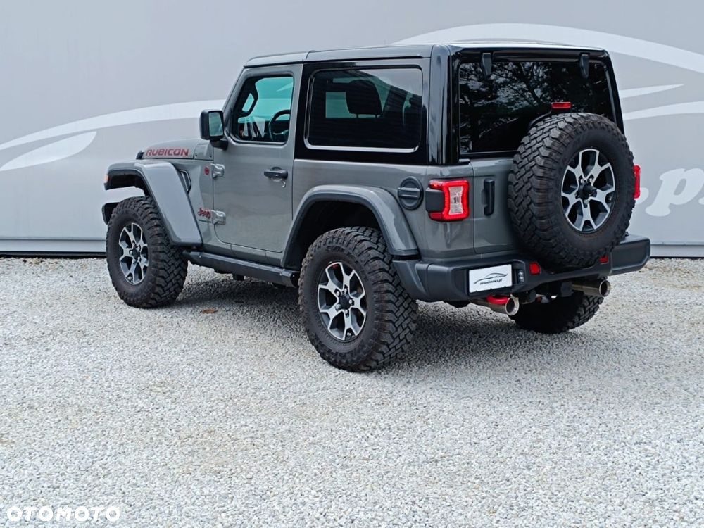 Jeep Wrangler - 4