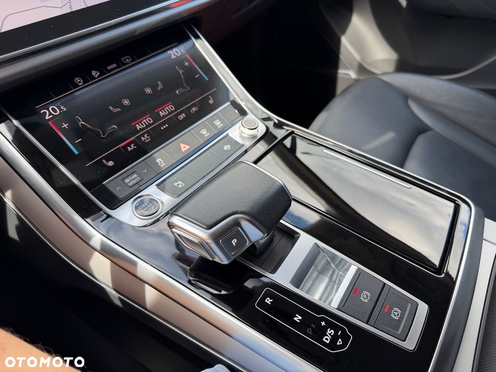Audi Q7 45 TDI quattro tiptronic S line - 30