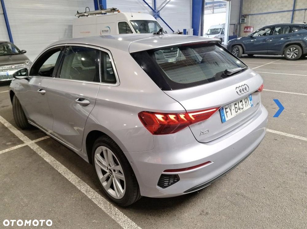Audi A3 Sportback 1.4 TFSI e-tron Ambition - 4