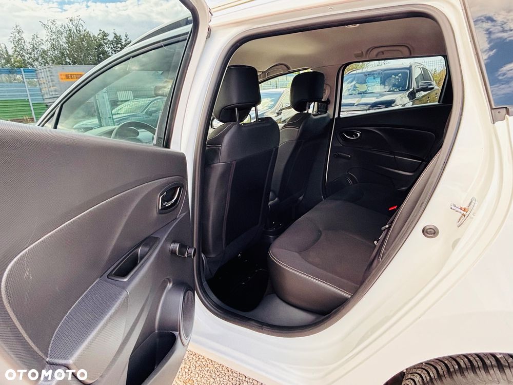 Renault Clio - 22