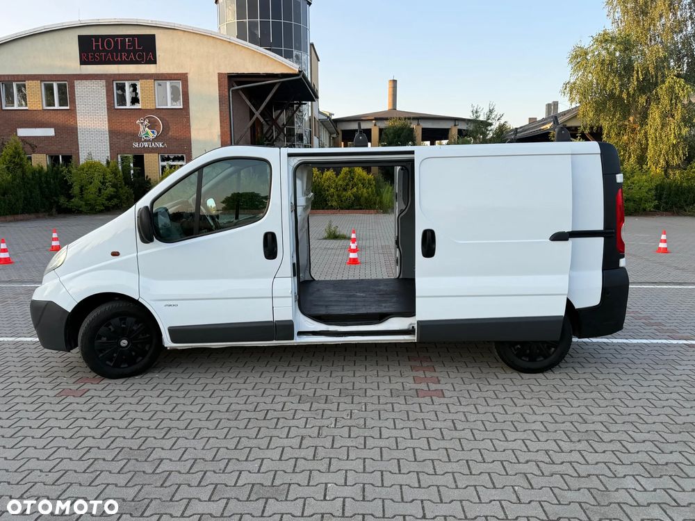 Opel VIVARO - 14