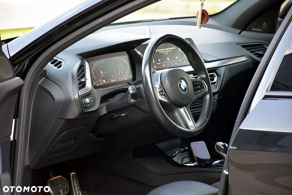BMW Seria 1 120d xDrive M Sport - 13