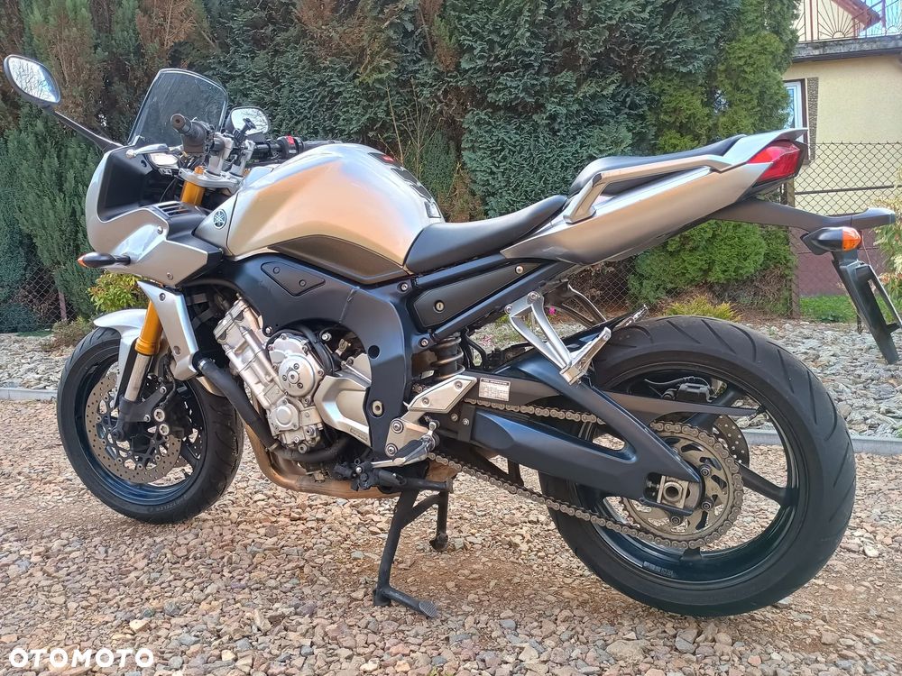 Yamaha FZ - 6